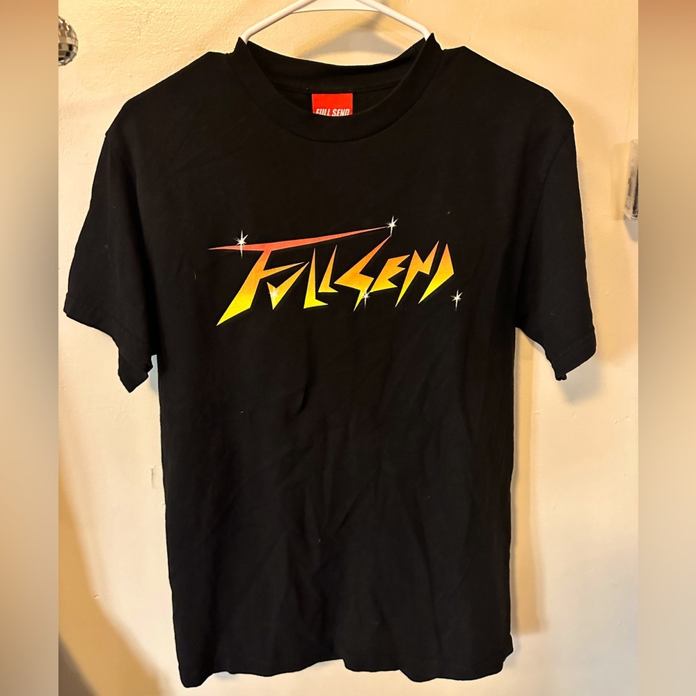 Nelk Full send drop Tee. Nice cotton quality and fits very nice!